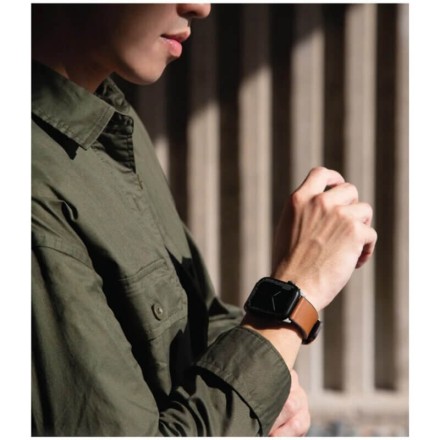 Ремешок Uniq Straden Waterproof Leather/Silicone для Apple Watch 42-44-45-49 мм, коричневый